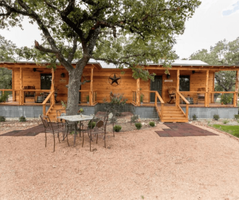 Cabins in Texas 7